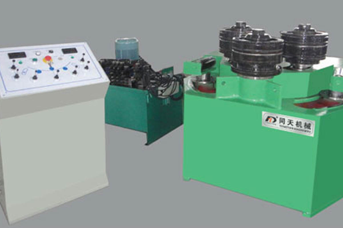 TT24S-系列多功能全液壓型材卷彎?rùn)C(jī)（臥式或立式）